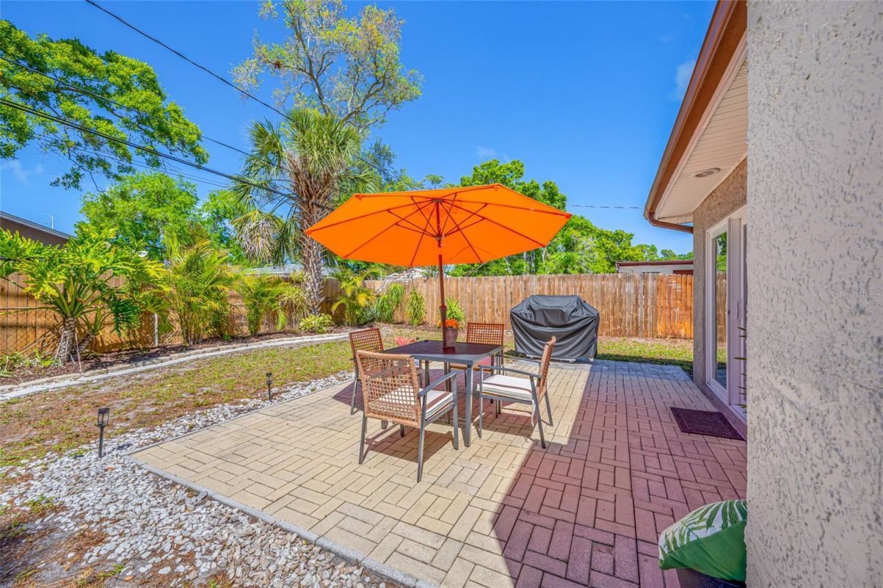 2212 NE Coachman Road , Clearwater, FL 33765 Photo