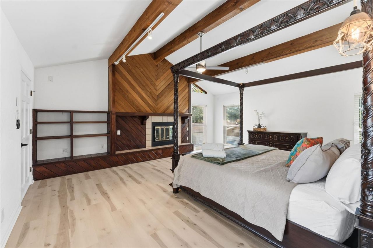 1584 Oak Lane, Clearwater, FL 33764 Photo