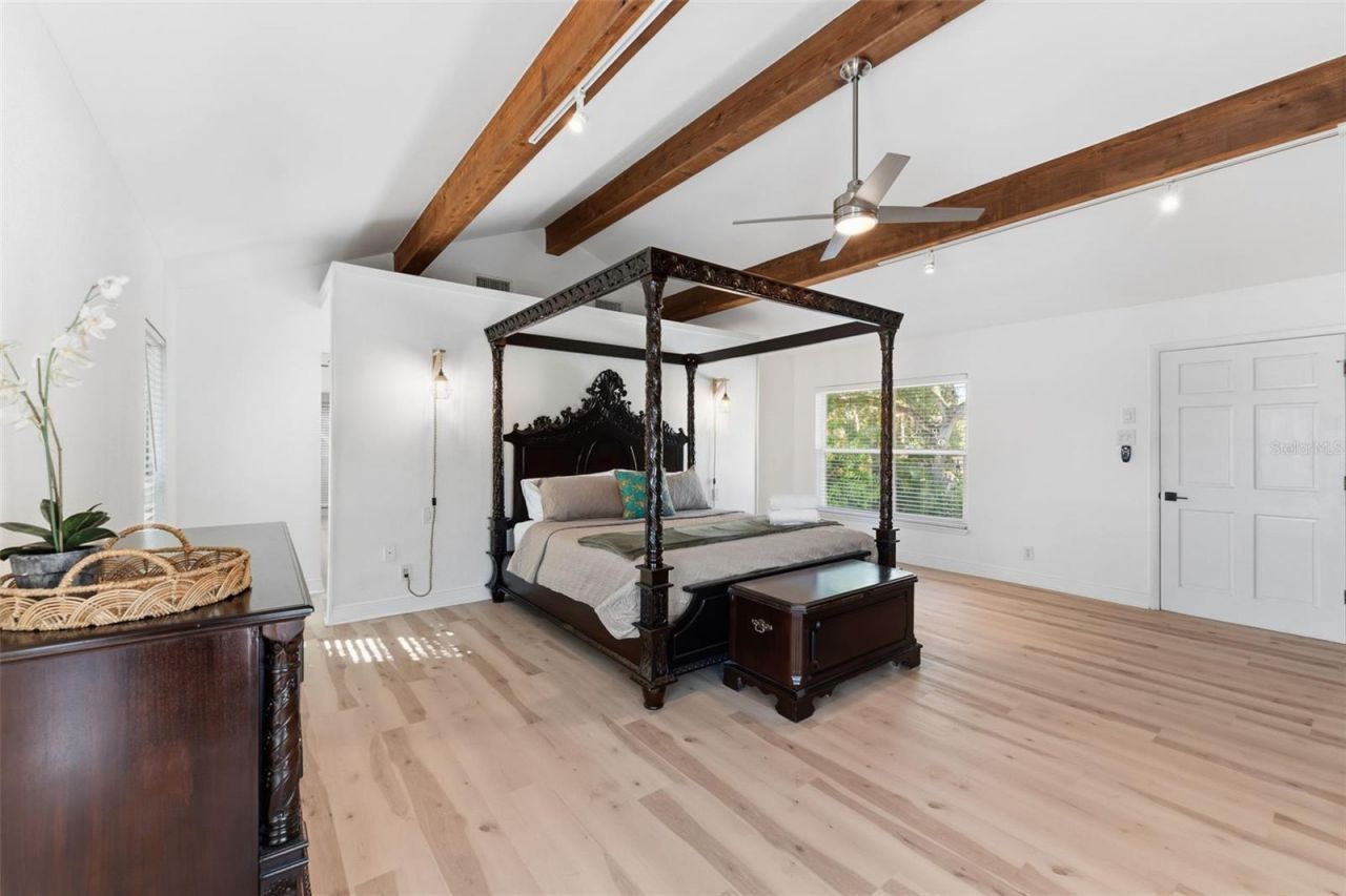 1584 Oak Lane, Clearwater, FL 33764 Photo