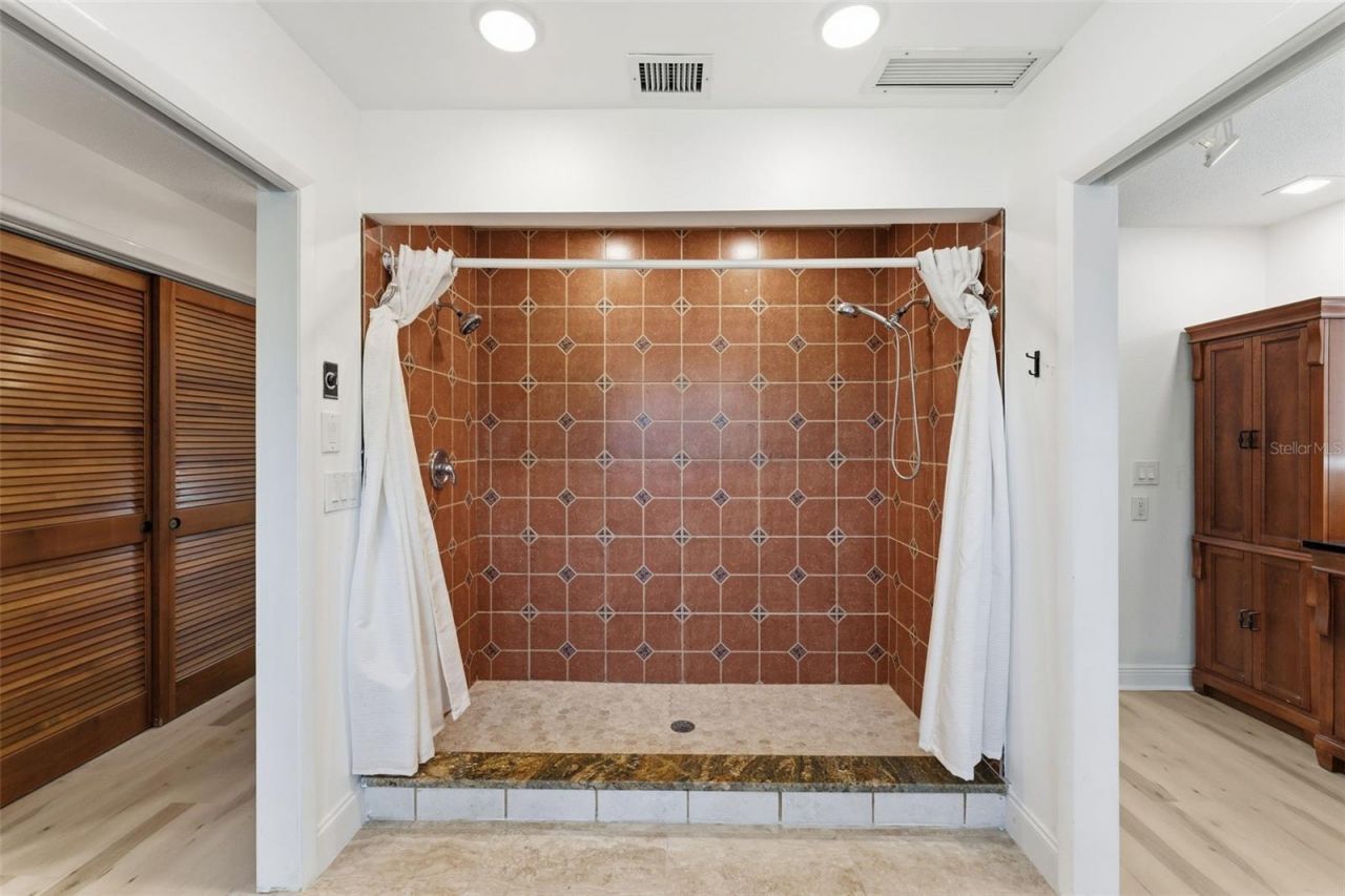 1584 Oak Lane, Clearwater, FL 33764 Photo