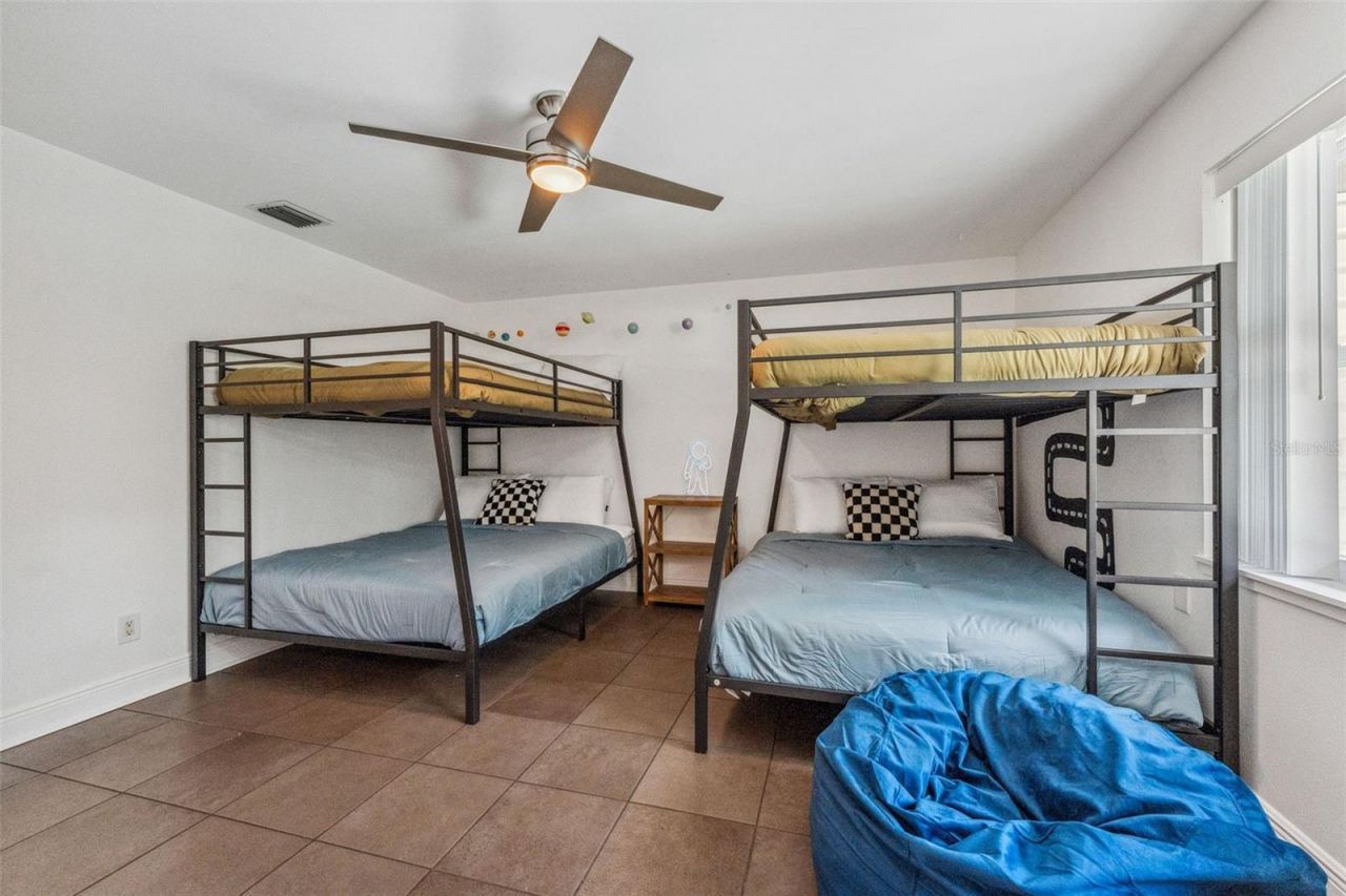 1584 Oak Lane, Clearwater, FL 33764 Photo