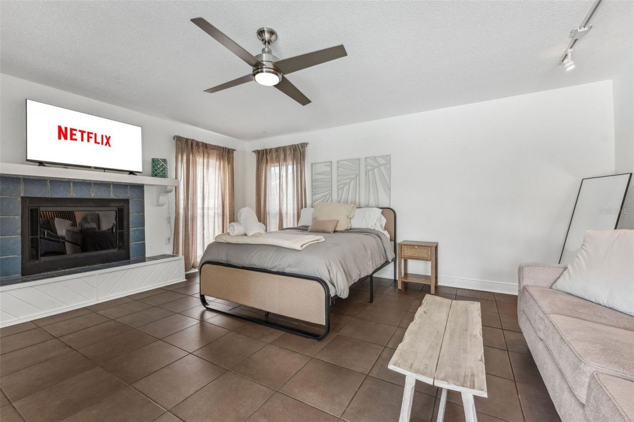 1584 Oak Lane, Clearwater, FL 33764 Photo