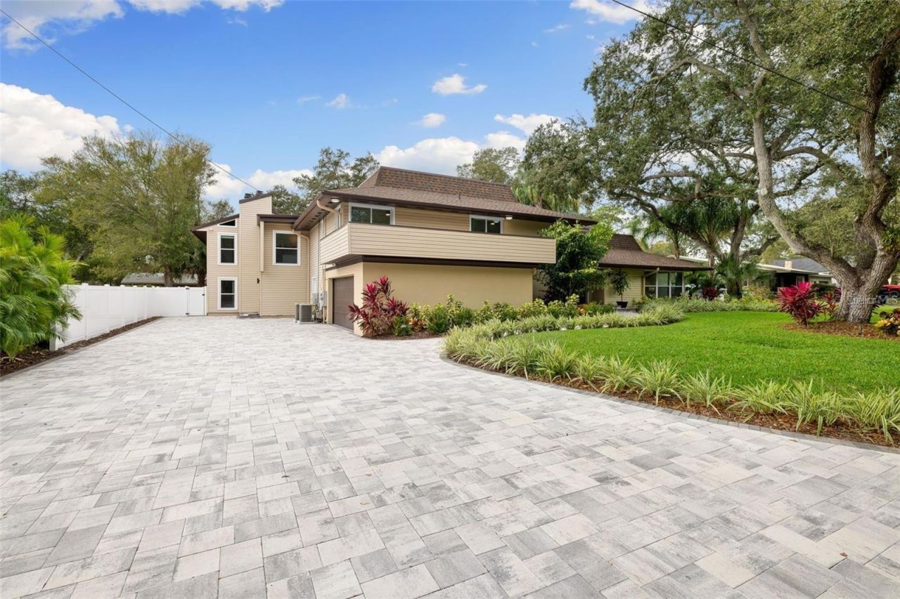 1584 Oak Lane, Clearwater, FL 33764 Photo