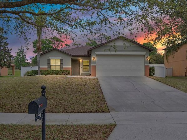 1763 WATERSIDE OAKS DRIVE, ORANGE CITY, FL 32763