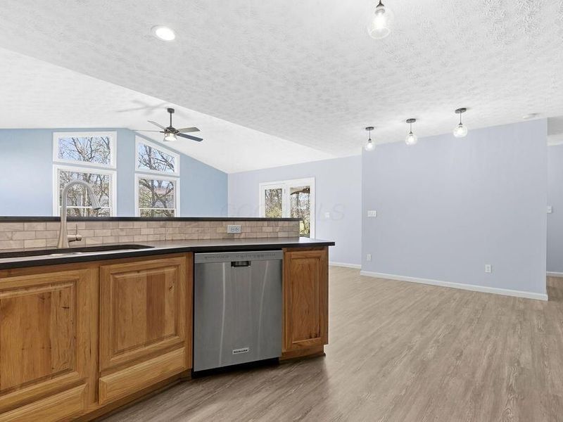 30 Kim Court W, Westerville, OH 43081 Photo 13