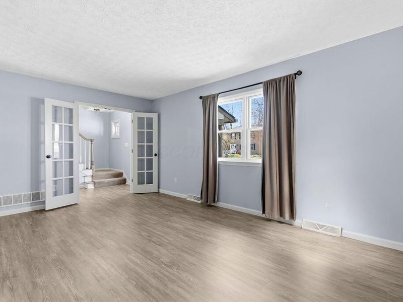 30 Kim Court W, Westerville, OH 43081 Photo 9