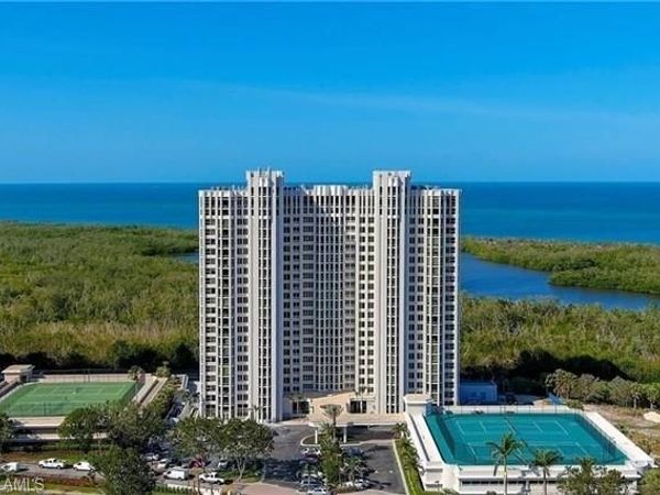 6849 Grenadier BLVD, Unit 905, NAPLES, FL 34108