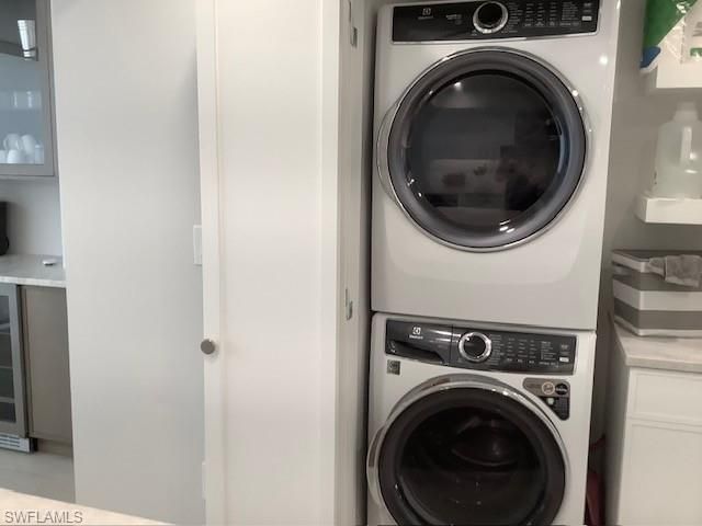 6849 Grenadier Blvd, Unit 905, Naples, FL 34108 Photo