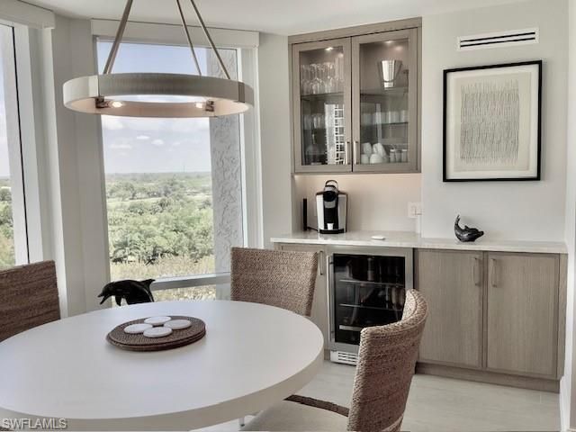 6849 Grenadier Blvd, Unit 905, Naples, FL 34108 Photo