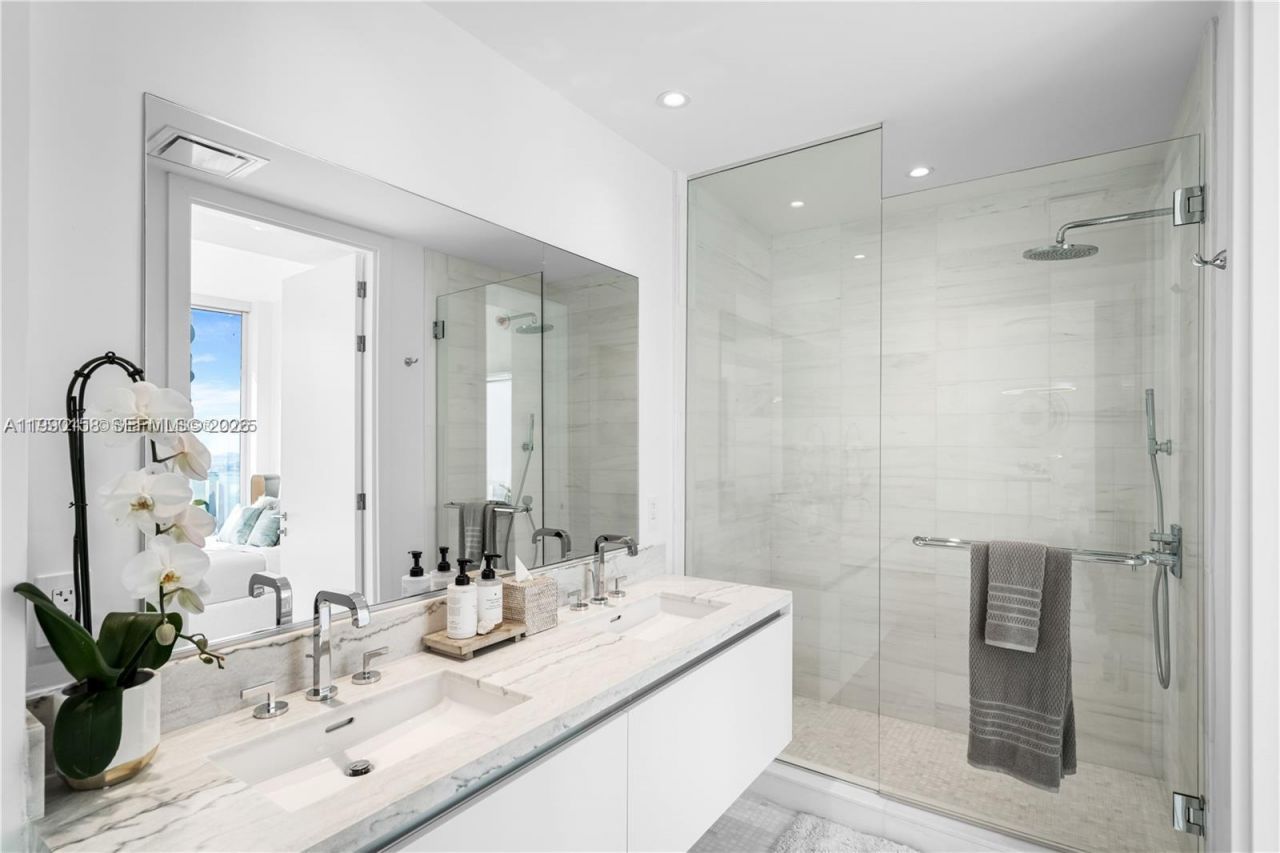 700 NE 26th Ter , Unit 1404, Miami, FL 33137 Photo