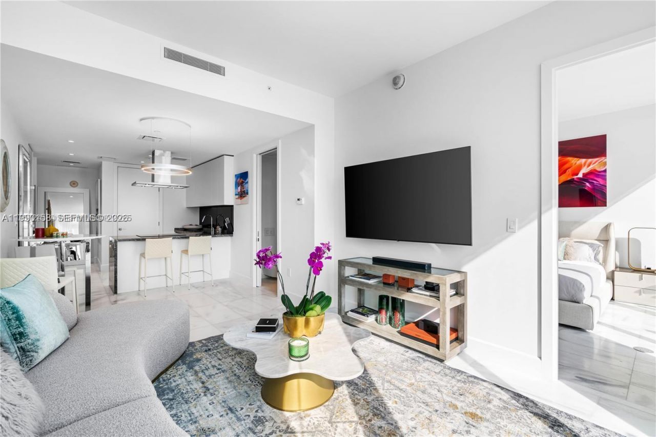 700 NE 26th Ter , Unit 1404, Miami, FL 33137 Photo