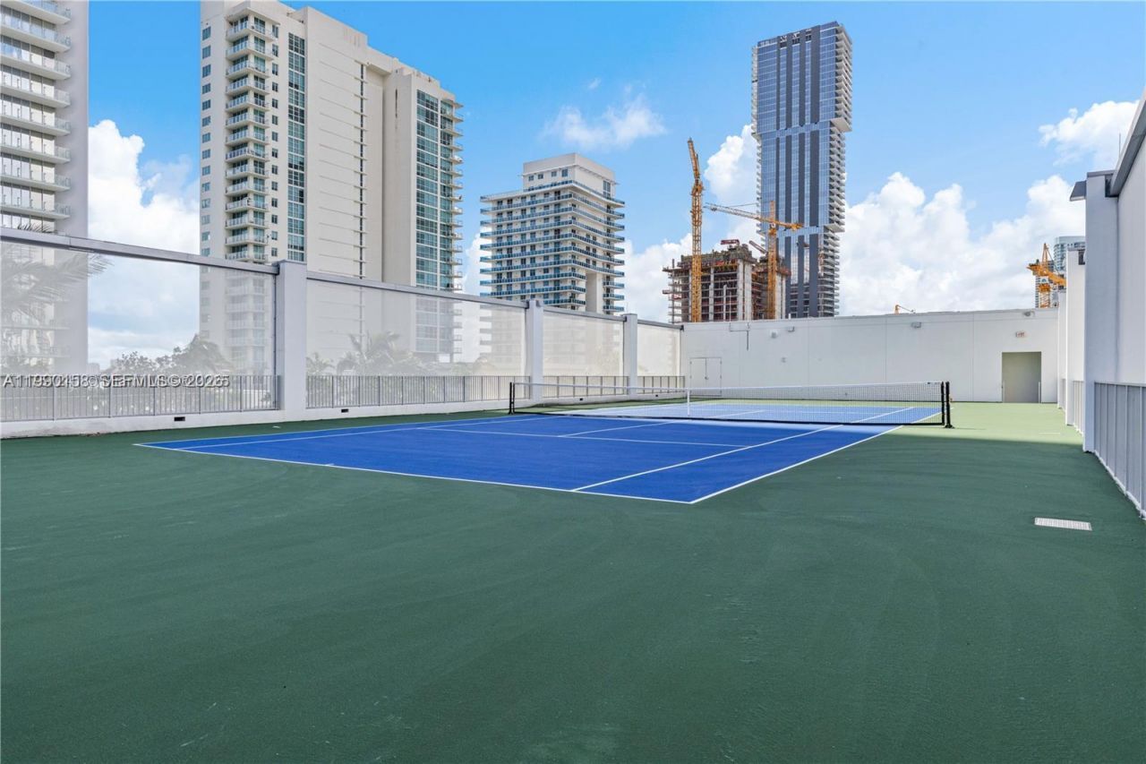 700 NE 26th Ter , Unit 1404, Miami, FL 33137 Photo