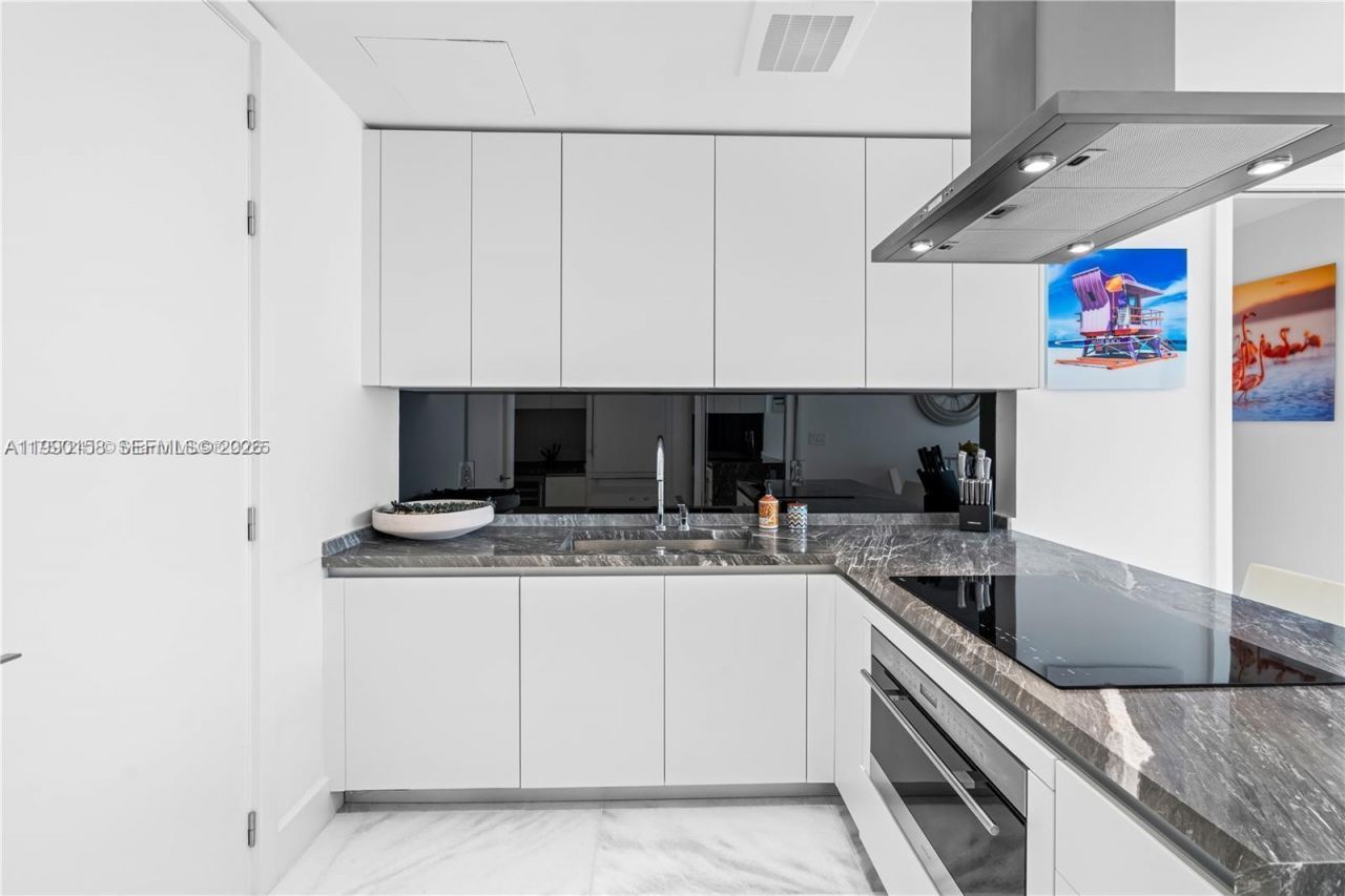 700 NE 26th Ter , Unit 1404, Miami, FL 33137 Photo