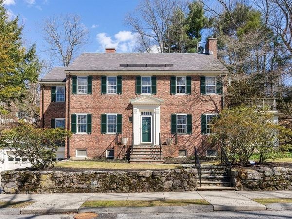 140 Dudley St, Brookline, MA 02445