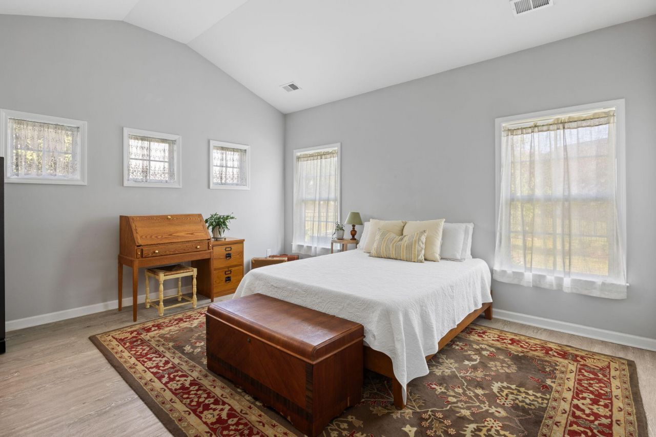 1069 Pigeon Point Photo 12