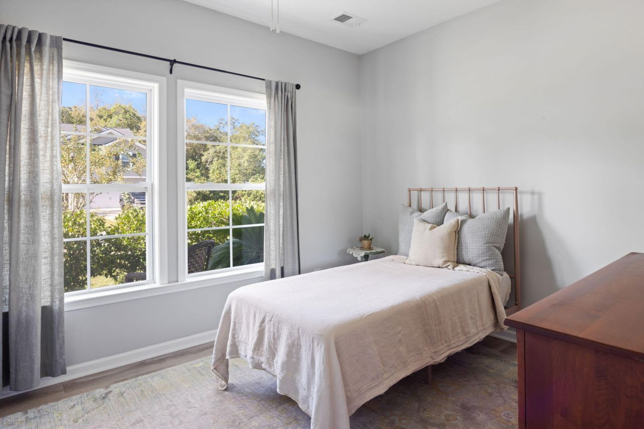 1069 Pigeon Point Photo 14