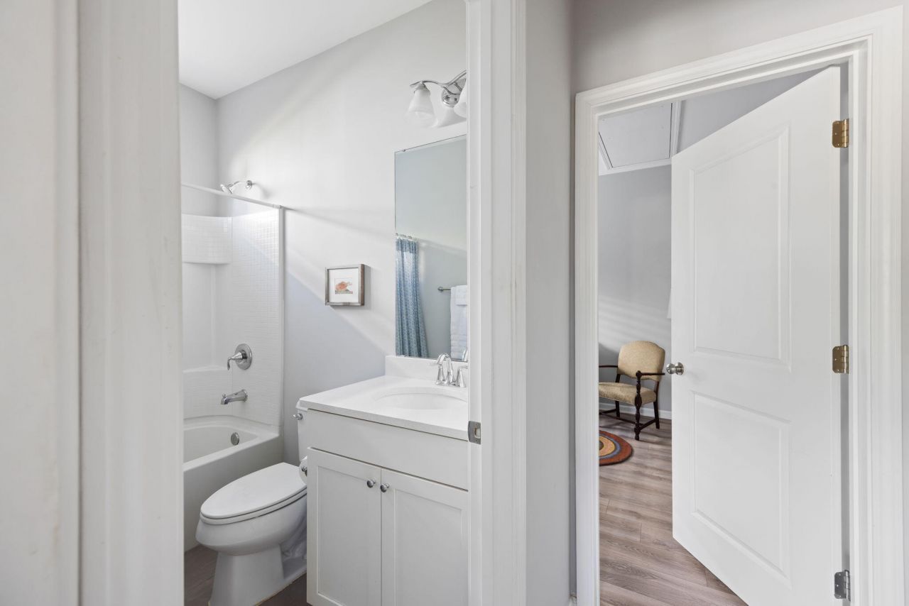 1069 Pigeon Point Photo 16