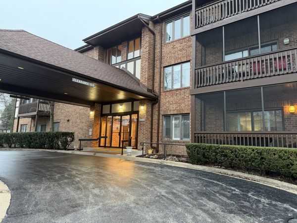 7737 W Golf Drive , Unit 101, Palos Heights, IL 60463