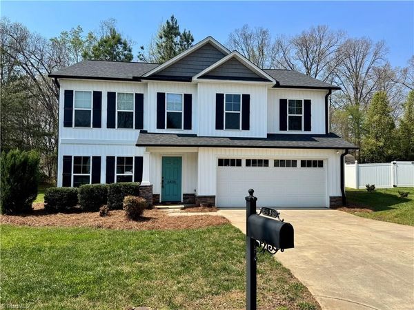 6436 Beaver Pond Court , Pfafftown, NC 27040