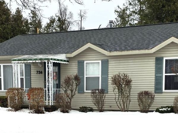 734 Clinton Street, Alpena, MI 49707