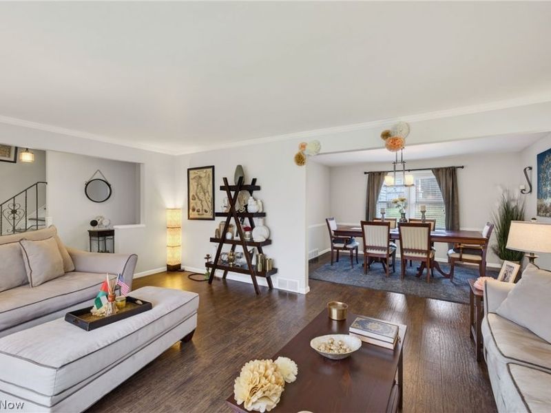 1044 Linden Lane, Lyndhurst, OH 44124 Photo 10