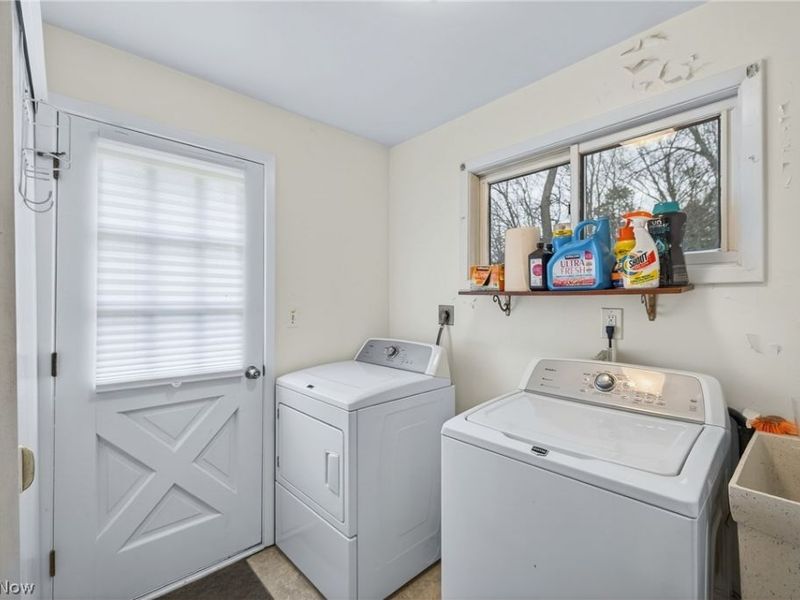 1044 Linden Lane, Lyndhurst, OH 44124 Photo 27