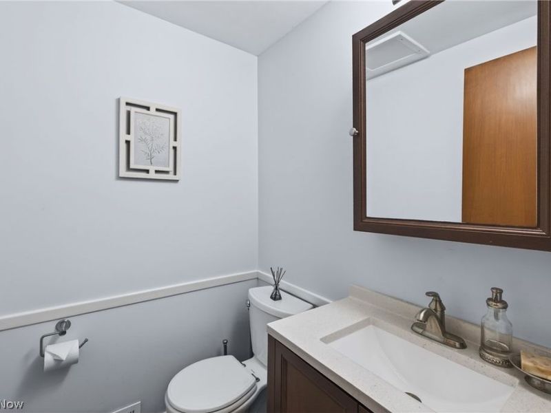 1044 Linden Lane, Lyndhurst, OH 44124 Photo 28