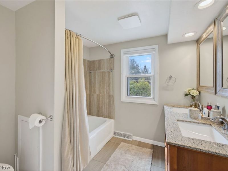 1044 Linden Lane, Lyndhurst, OH 44124 Photo 40