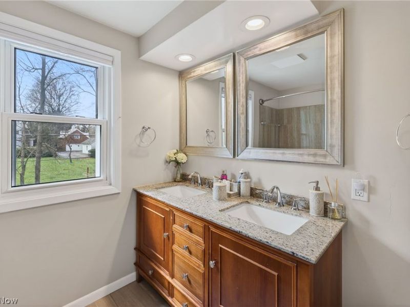 1044 Linden Lane, Lyndhurst, OH 44124 Photo 41