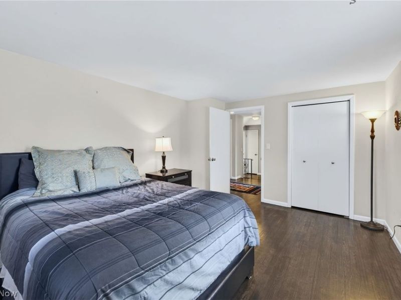 1044 Linden Lane, Lyndhurst, OH 44124 Photo 43