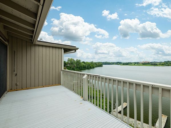 893 Cliffs, Unit 307 A, Ypsilanti, MI 48198