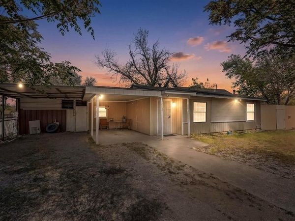 712 Hodgson Street, Fort Worth, TX 76115