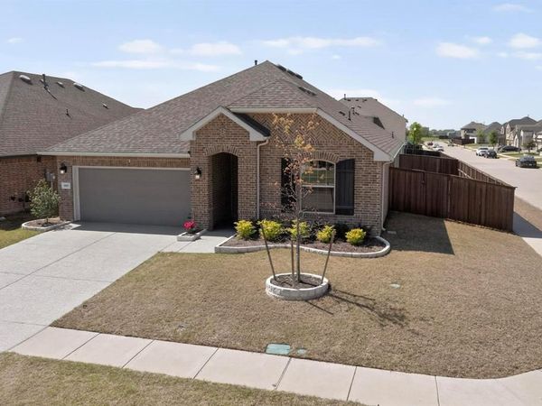 1805 Arbor Drive, Forney, TX 75126