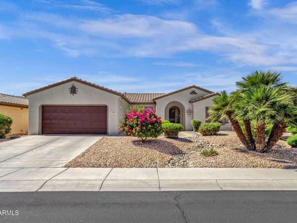 19926 N CRESCENT Way, Surprise, AZ 85374