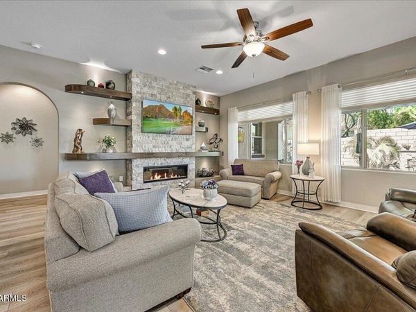 2012 W ANDALUSIAN Trail, Phoenix, AZ 85085