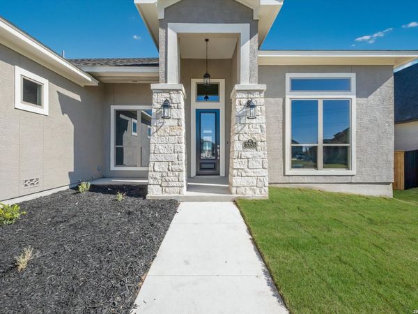 3355 Pintail Pond, Marion, TX 78124