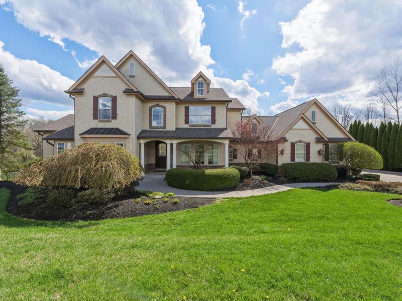 123 Hidden Hills Drive, Pataskala, OH 43062 Photo 1