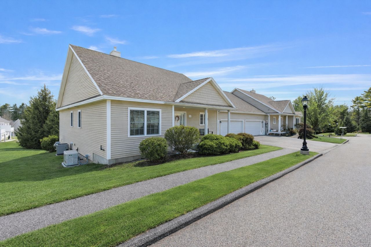 5 Torry Pine Drive, Unit #31, Cumberland, ME 04110 Main Photo