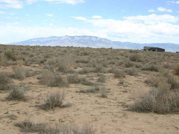 16 6th (U11 B14 L4) Street NE, Rio Rancho, NM 87124