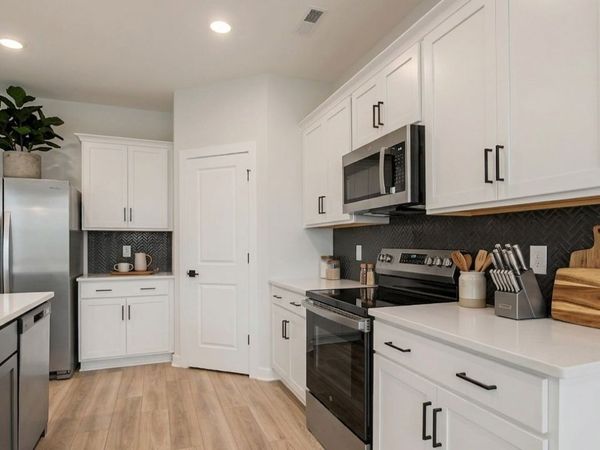 3600 Heartland Drive, Columbia, TN 38401