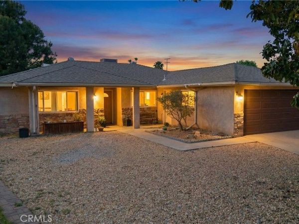 766 Robert Drive, Hemet, CA 92543