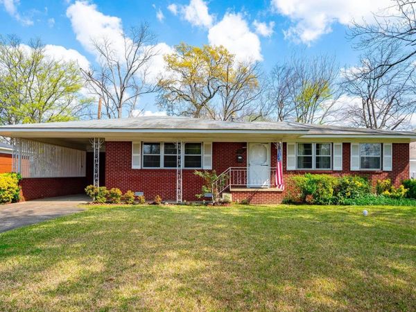 820 Ash Street, Conway, AR 72034