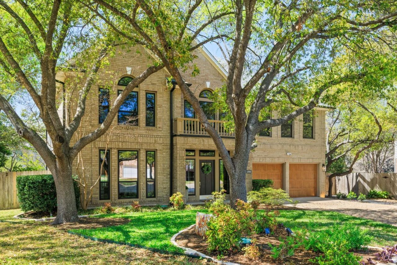 12805 Bivins Ct, Austin, TX 78732 Main Photo