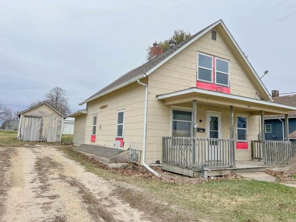 117 Cedar Street, West Union, IA 52175