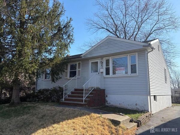 83 edward Street , Iselin, NJ 08830