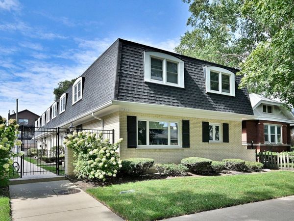 7324 N Bell Avenue , Unit 3F, Chicago, IL 60645