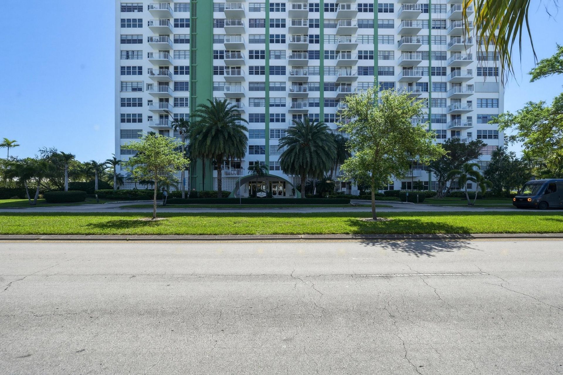 2100 Sans Souci Boulevard, Unit A1507, North Miami, FL 33181 Photo