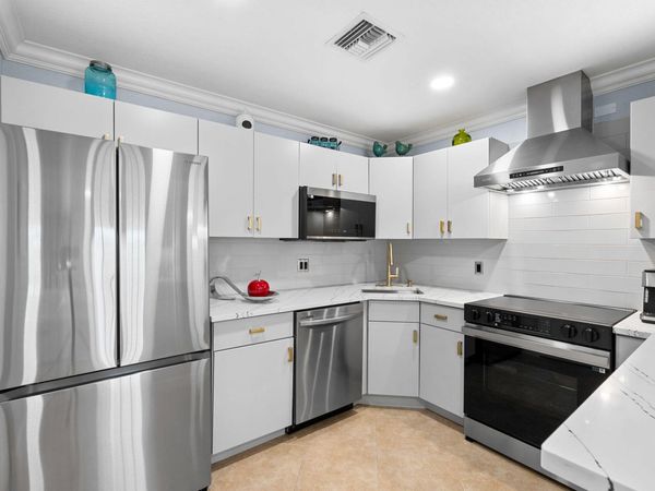 506 Shady Pine Way, Unit A2, Greenacres, FL 33415