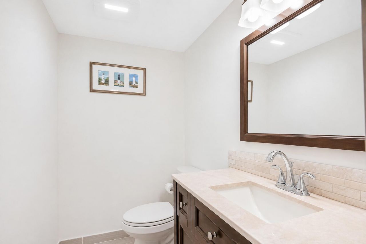 1147 Hillsboro Mile, Unit 505, Hillsboro Beach, FL 33062 Photo