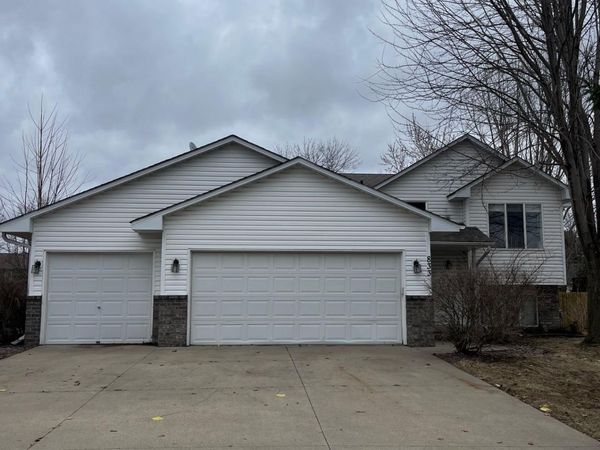 833 S Walnut Street, Belle Plaine, MN 56011
